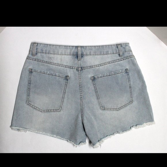 No Boundaries Junior Size 11 Light Wash High Rise Destructed Midi Shorts & Stain - Picture 3 of 15